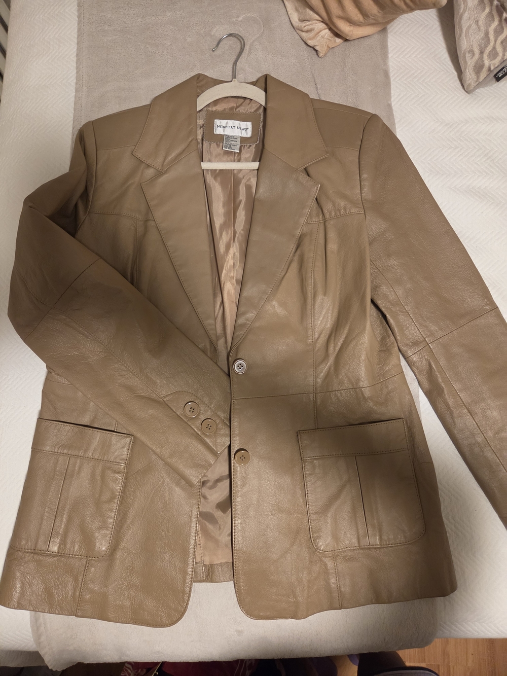 Newport News Women's Tan Leather Blazer Jacket
